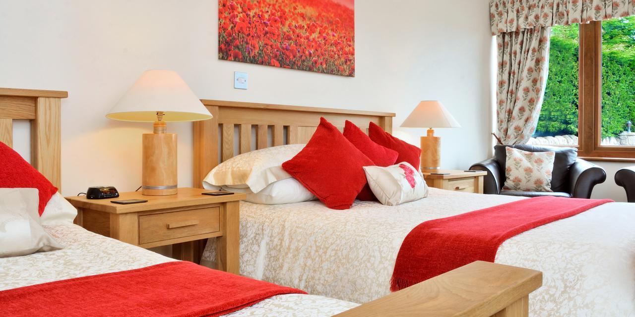Peggyslea Farm B&B Nine Mile Burn Екстер'єр фото