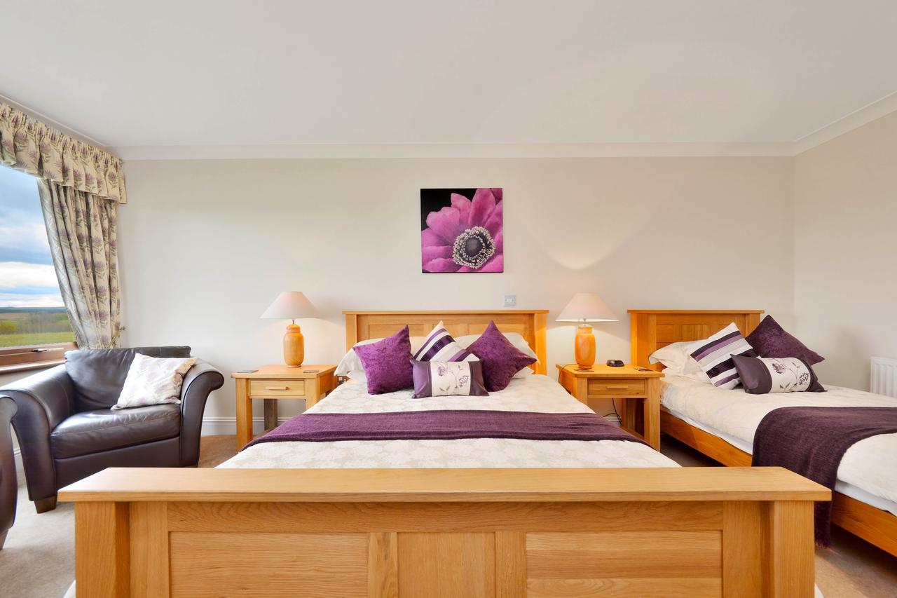 Peggyslea Farm B&B Nine Mile Burn Екстер'єр фото